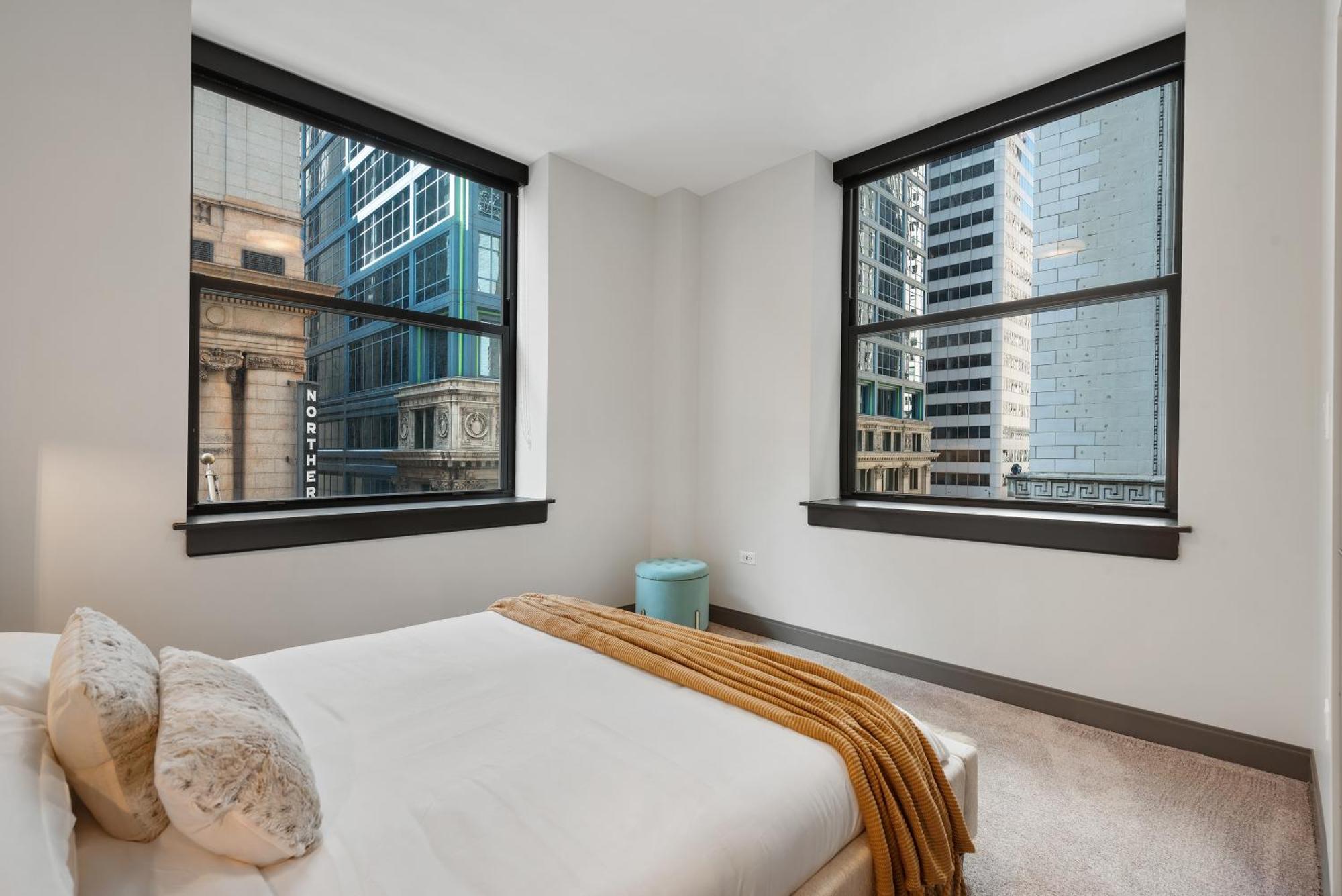 Experience Downtown Chicago At Millennium - Luxury Apartments In The Loop Exterior foto